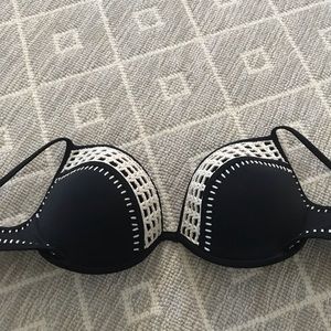 Victoria’s Secrets bikini top
